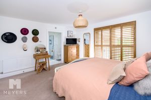 Photo 21- click for photo gallery